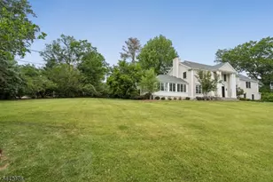 125 Stewart Rd, Millburn Twp., NJ 07078 - Photo 4