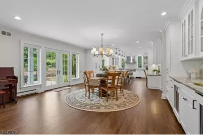 125 Stewart Rd, Millburn Twp., NJ 07078 - Photo 12
