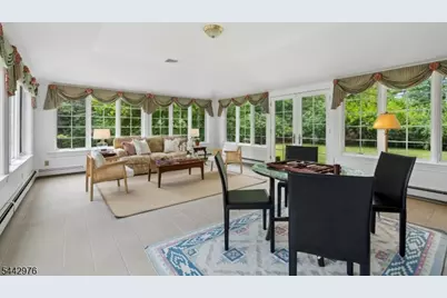 125 Stewart Rd, Millburn Twp., NJ 07078 - Photo 8