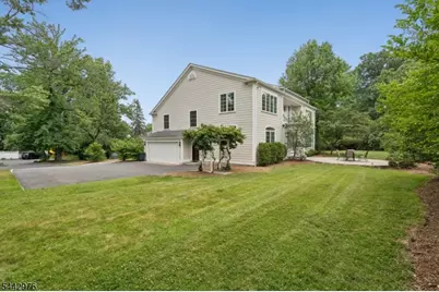 125 Stewart Rd, Millburn Twp., NJ 07078 - Photo 44