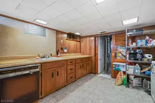 57 Ivanhoe Ter, Bloomfield, NJ 07003 - Photo 28