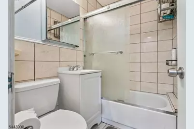 57 Ivanhoe Ter, Bloomfield, NJ 07003 - Photo 18