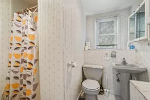 57 Ivanhoe Ter, Bloomfield, NJ 07003 - Photo 24