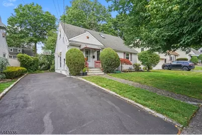 57 Ivanhoe Ter, Bloomfield, NJ 07003 - Photo 2