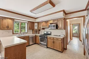 12 Railsedge Rd, Hillsborough Township, NJ 08844 - Photo 12