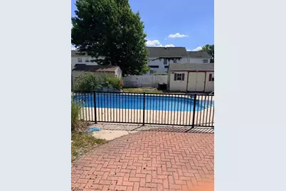 1316 Sassafras Ln, Monroe Township, NJ 08094 - Photo 4