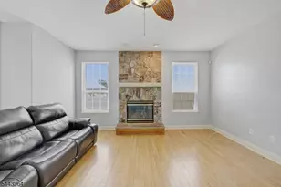 1316 Sassafras Ln, Monroe Township, NJ 08094 - Photo 6