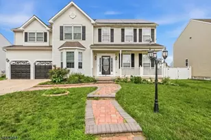 1316 Sassafras Ln, Monroe Township, NJ 08094 - Photo 1