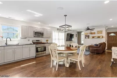 21 Louis Ave, West Milford, NJ 07480 - Photo 6