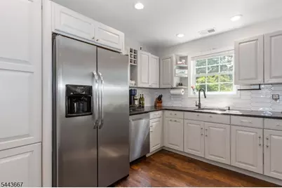 21 Louis Ave, West Milford, NJ 07480 - Photo 4