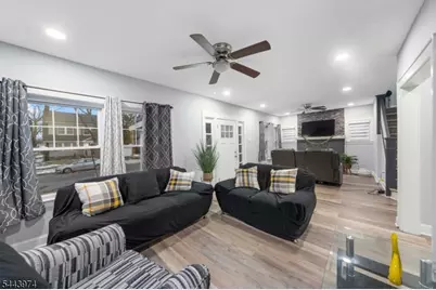 61 Keer Ave, Newark, NJ 07112 - Photo 4