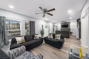 61 Keer Ave, Newark, NJ 07112 - Photo 4