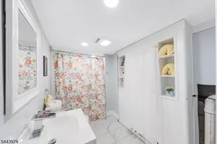 61 Keer Ave, Newark, NJ 07112 - Photo 22