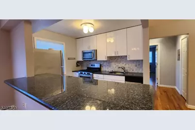 32 Knox Ter #1D, Wayne, NJ 07470 - Photo 6