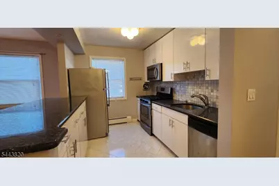 32 Knox Ter #1D, Wayne, NJ 07470 - Photo 8