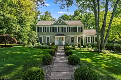 29 Birch Dr, Bernards Township, NJ 07920 - Photo 2