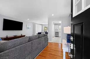 34 Rogers Ln, Sparta Township, NJ 07871 - Photo 6