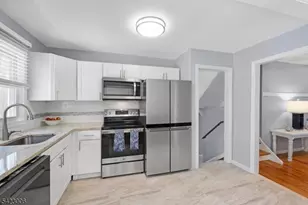 34 Rogers Ln, Sparta Township, NJ 07871 - Photo 12