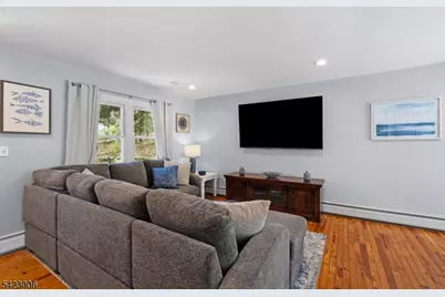 34 Rogers Ln, Sparta Township, NJ 07871 - Photo 8