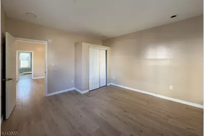 16 Walnut Ter, Bloomfield, NJ 07003 - Photo 4