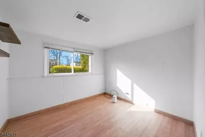 895 Patton St, North Brunswick Township, NJ 08902 - Photo 10