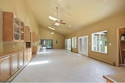 109 Fresh Ponds Rd, South Brunswick Township, NJ 08831 - Photo 4