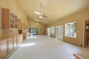 109 Fresh Ponds Rd, South Brunswick Township, NJ 08831 - Photo 4