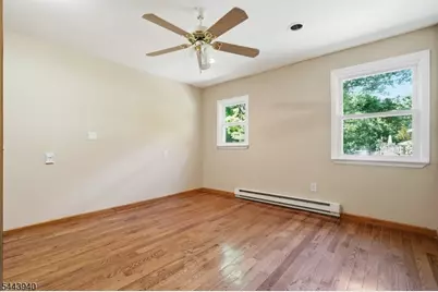 109 Fresh Ponds Rd, South Brunswick Township, NJ 08831 - Photo 18