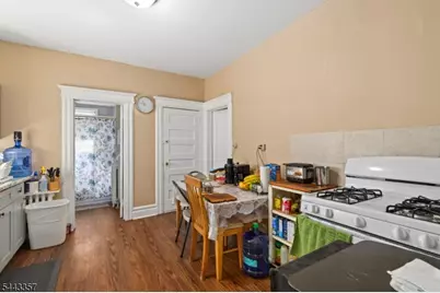 91 Franklin Ave, West Orange Township, NJ 07052 - Photo 14