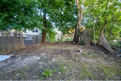 70 S 9th St, Newark, NJ 07107 - Photo 12