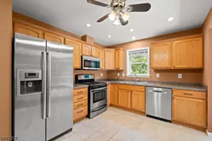 220 Wawayanda Rd, Vernon Twp., NJ 07422 - Photo 8