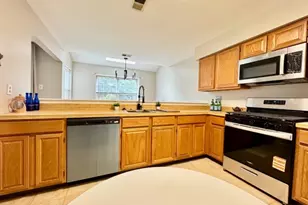 74 Winchester Way, Franklin Township, NJ 08873 - Photo 8