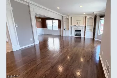35 Orchard St, Elmwood Park, NJ 07407 - Photo 4