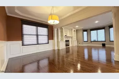 35 Orchard St, Elmwood Park, NJ 07407 - Photo 1