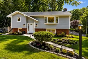 512 Lake Shore Dr, West Milford, NJ 07421 - Photo 2