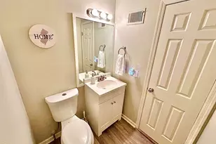 8 Plum Ct, Raritan Township, NJ 08822 - Photo 6