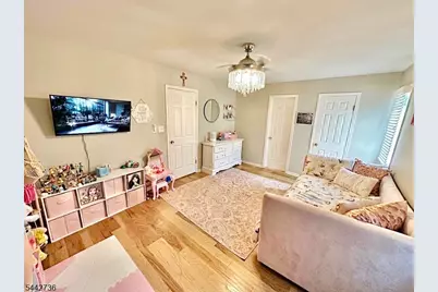8 Plum Court, Raritan Township, NJ 08822 - Photo 14
