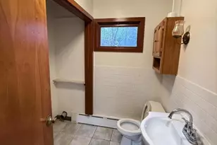47 Church St, Bloomsbury, NJ 08804 - Photo 4