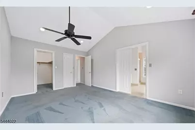 32 Cabot Way, Franklin Township, NJ 08823 - Photo 14