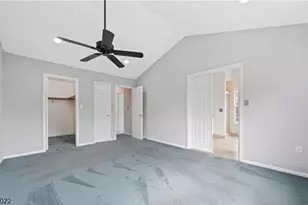 32 Cabot Way, Franklin Township, NJ 08823 - Photo 14