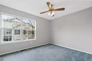 32 Cabot Way, Franklin Township, NJ 08823 - Photo 12