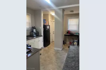 77 Wagner Pl, Irvington, NJ 07111 - Photo 8