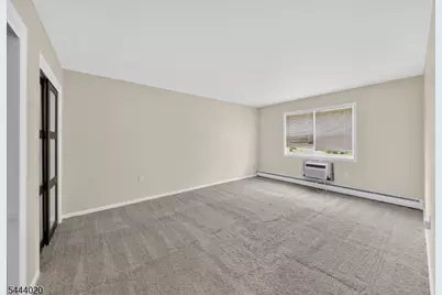 42-8 Woodedge Ave #8, Edison Twp., NJ 08817 - Photo 12