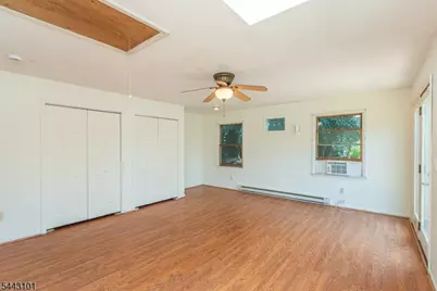 33 Butler St, Clifton, NJ 07011 - Photo 12