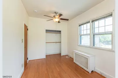 33 Butler St, Clifton, NJ 07011 - Photo 6