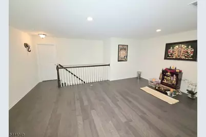 27 Wisteria Ct, Monroe Township, NJ 08831 - Photo 18