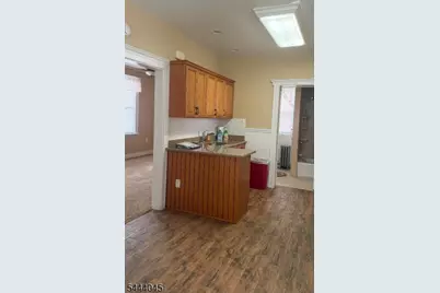 806 Roselle St, Linden, NJ 07036 - Photo 2
