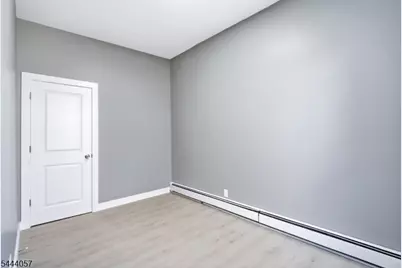 19 Komorn St, Newark, NJ 07105 - Photo 14