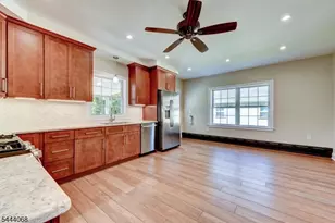 118 Bartine St, Somerville, NJ 08876 - Photo 8