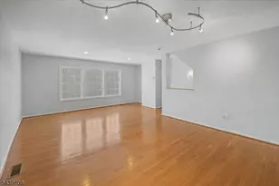 66 Terhune Ave, Lodi, NJ 07644 - Photo 10